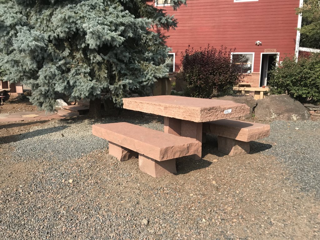 PICNIC TABLE & BLOCK BENCHES